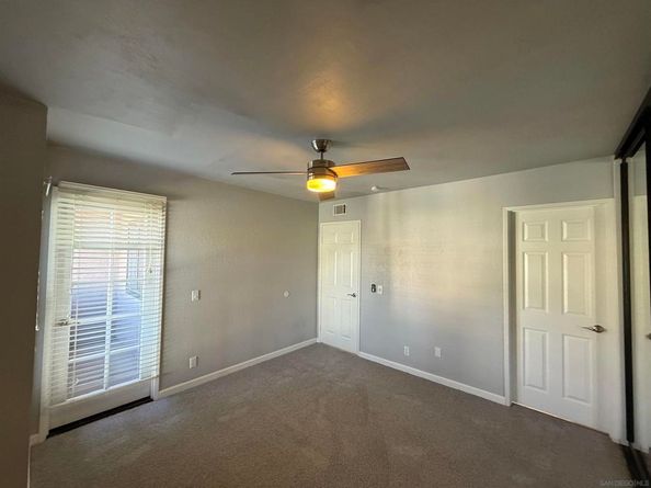 4666 Mission Ave 14, San Diego CA 92116