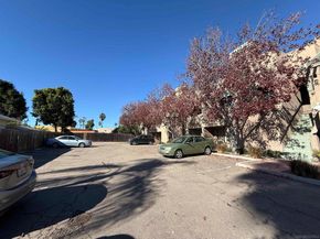 4666 Mission Ave 14, San Diego CA 92116