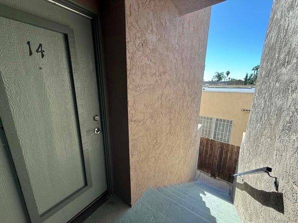 4666 Mission Ave 14, San Diego CA 92116