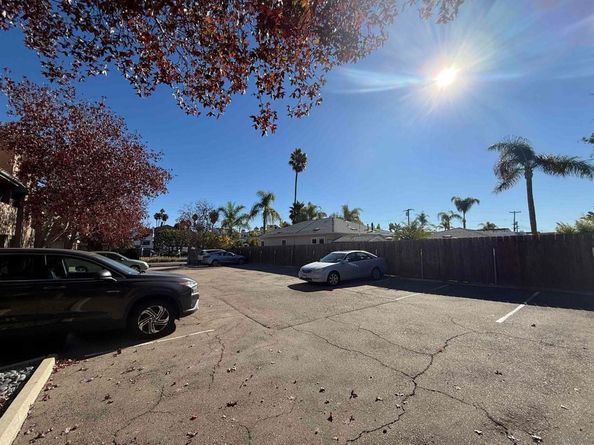 4666 Mission Ave 14, San Diego CA 92116