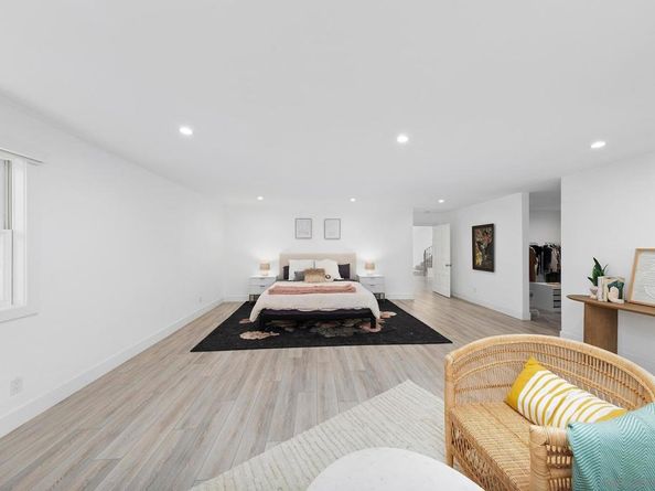 7359 Alicante Rd, Carlsbad CA 92009