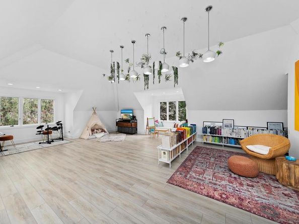 7359 Alicante Rd, Carlsbad CA 92009