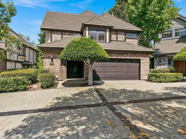 7359 Alicante Rd, Carlsbad CA 92009