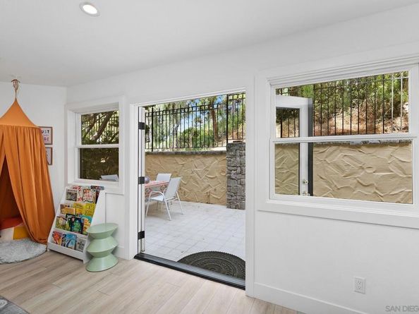 7359 Alicante Rd, Carlsbad CA 92009