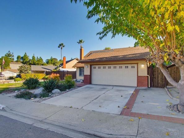 11385 Paseo Albacete, San Diego CA 92129