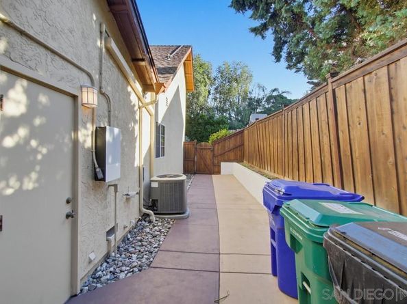 11385 Paseo Albacete, San Diego CA 92129