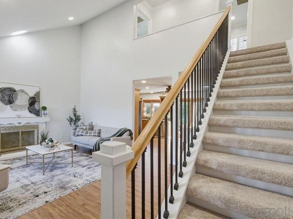 11385 Paseo Albacete, San Diego CA 92129