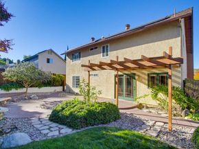 11385 Paseo Albacete, San Diego CA 92129