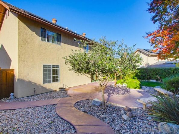 11385 Paseo Albacete, San Diego CA 92129