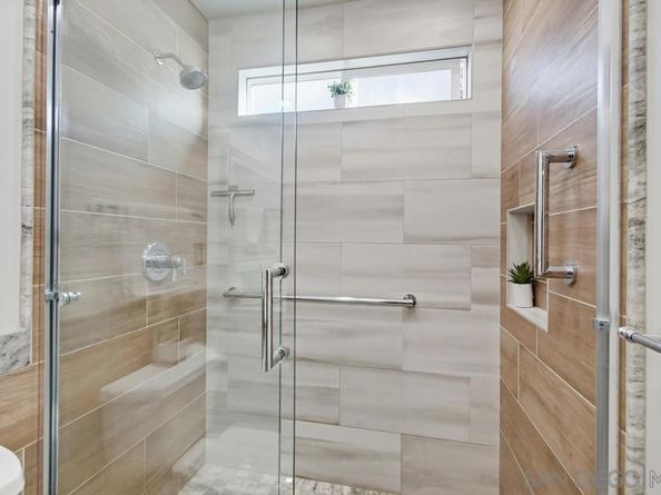 11385 Paseo Albacete, San Diego CA 92129