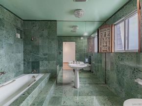 2841 Nipoma St, San Diego CA 92106