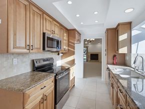 10460 La Vita Ct, San Diego CA 92131
