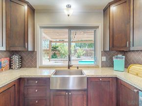 1525 Fair Glen Rd, El Cajon CA 92019