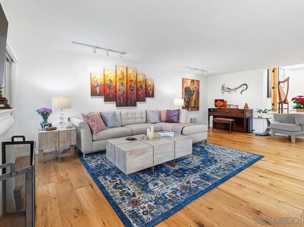 2047 Caminito Circulo Norte, La Jolla CA 92037