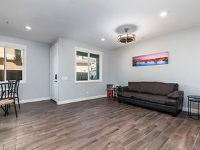 2025 Campo Verde Ct, Escondido CA 92026