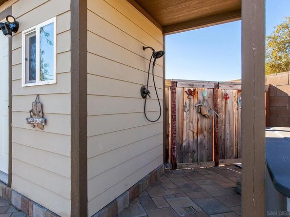 2025 Campo Verde Ct, Escondido CA 92026