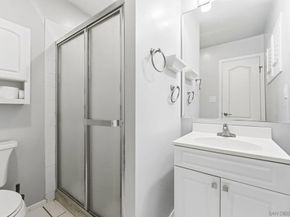 1828 Linwood St 1, San Diego CA 92110