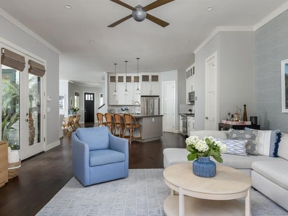 6411 Dowling Dr, La Jolla CA 92037