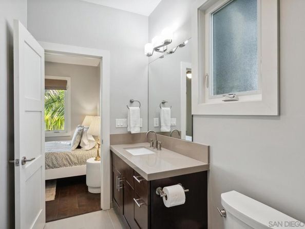 6411 Dowling Dr, La Jolla CA 92037