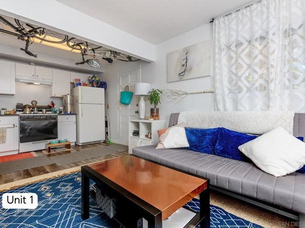 647 San Dieguito Dr., Encinitas CA 92024