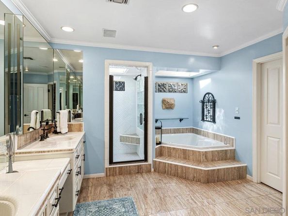 2927 Circle Drive, Escondido CA 92029