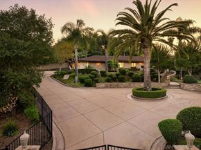2927 Circle Drive, Escondido CA 92029