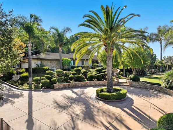 2927 Circle Drive, Escondido CA 92029