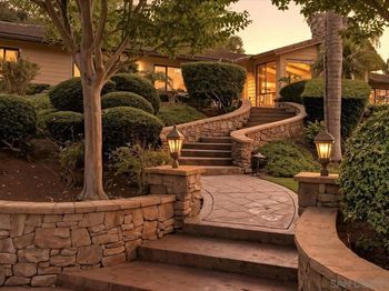 2927 Circle Drive