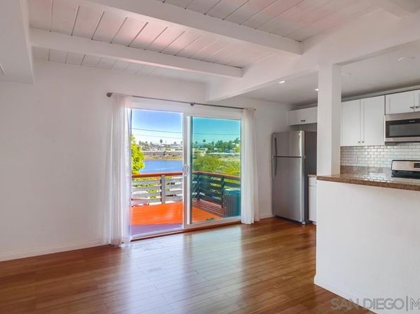 4263 Mentone St, San Diego CA 92107