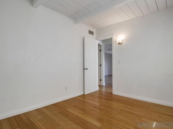 4263 Mentone St, San Diego CA 92107