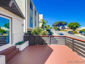 4263 Mentone St, San Diego CA 92107
