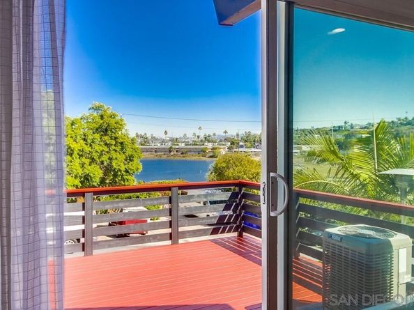 4263 Mentone St, San Diego CA 92107