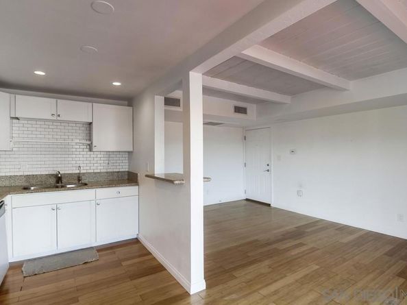4263 Mentone St, San Diego CA 92107