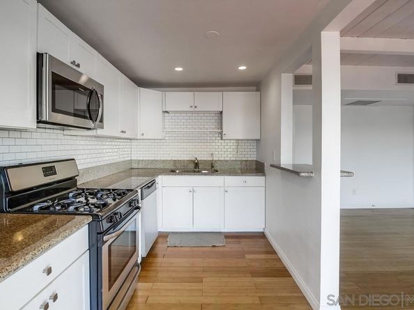 4263 Mentone St, San Diego CA 92107