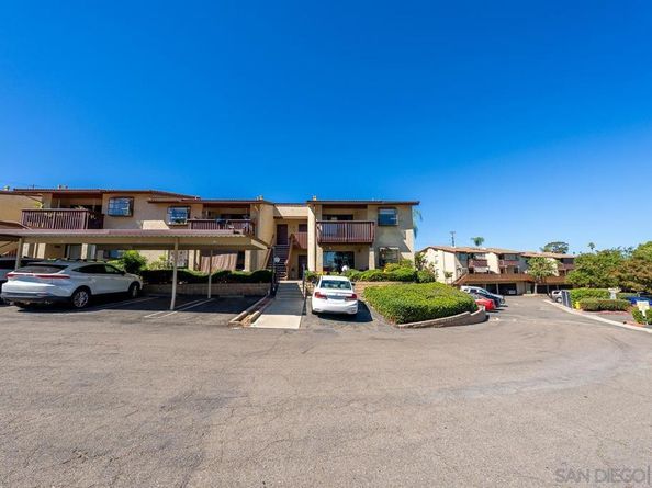 440 W Citracado Parkway 16, Escondido CA 92025