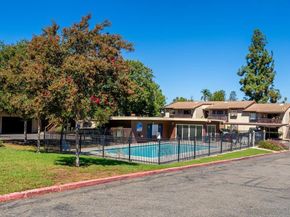 440 W Citracado Parkway 16, Escondido CA 92025