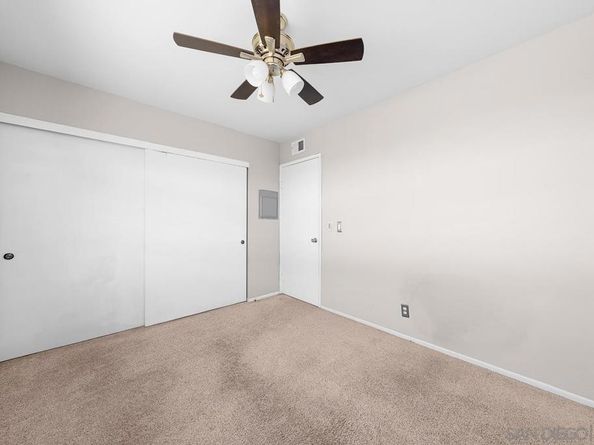 440 W Citracado Parkway 16, Escondido CA 92025