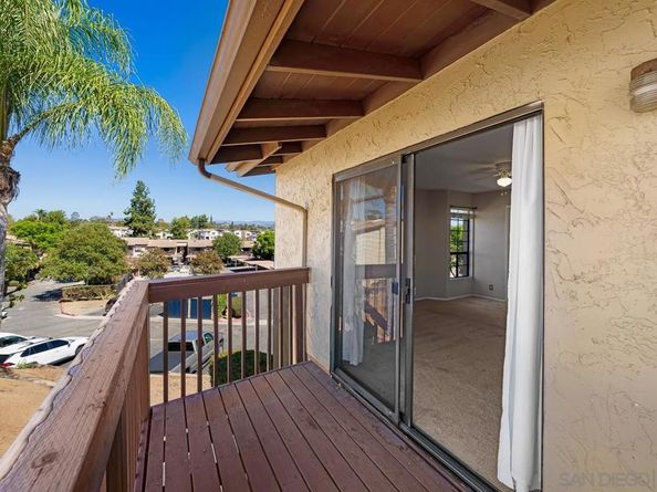 440 W Citracado Parkway 16, Escondido CA 92025