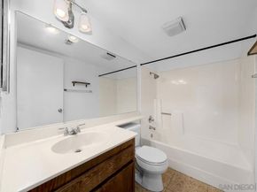 440 W Citracado Parkway 16, Escondido CA 92025