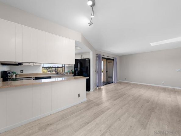 440 W Citracado Parkway 16, Escondido CA 92025