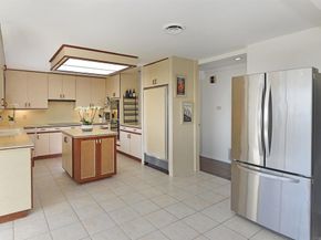 1553 Copa de Oro, La Jolla CA 92037