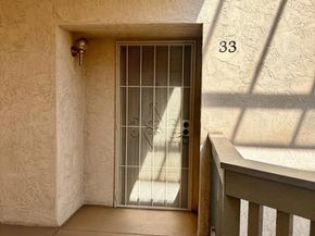 1040 E Washington Ave 33, Escondido CA 92025