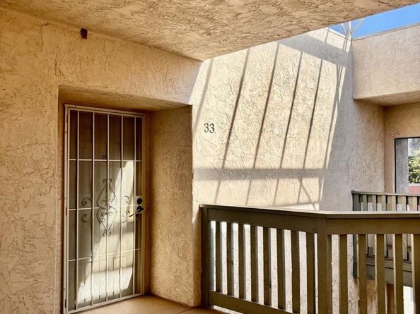 1040 E Washington Ave 33, Escondido CA 92025