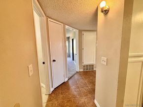 1040 E Washington Ave 33, Escondido CA 92025