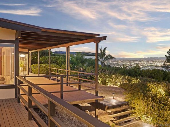 666 San Gorgonio St, San Diego CA 92106