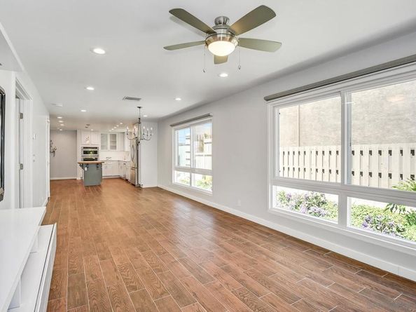 540 Hawthorn 2E, San Diego CA 92101