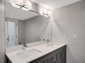 540 Hawthorn 2E, San Diego CA 92101