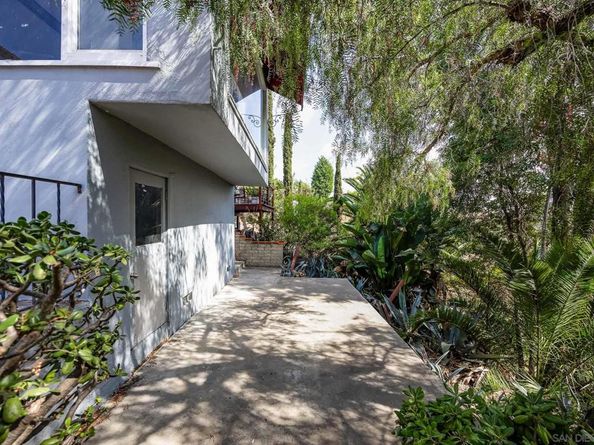 4417 Braeburn Rd, San Diego CA 92116