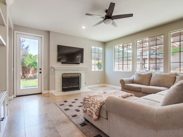 425 Camino Hermoso, San Marcos CA 92078