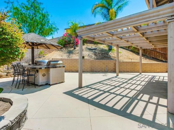 425 Camino Hermoso, San Marcos CA 92078